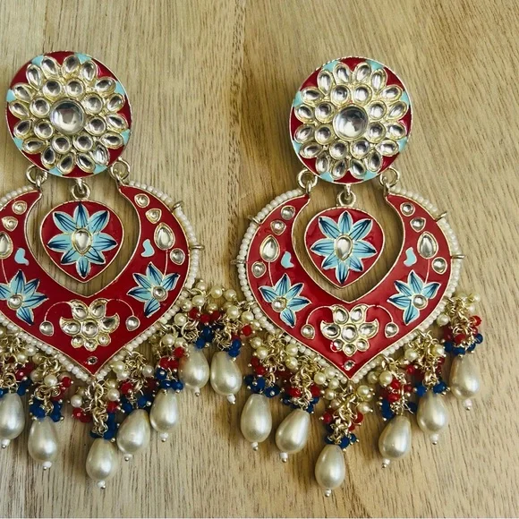 NEW Elegant Red and Gold Tone Floral Indian Earrings✨ - Picture 6 of 6